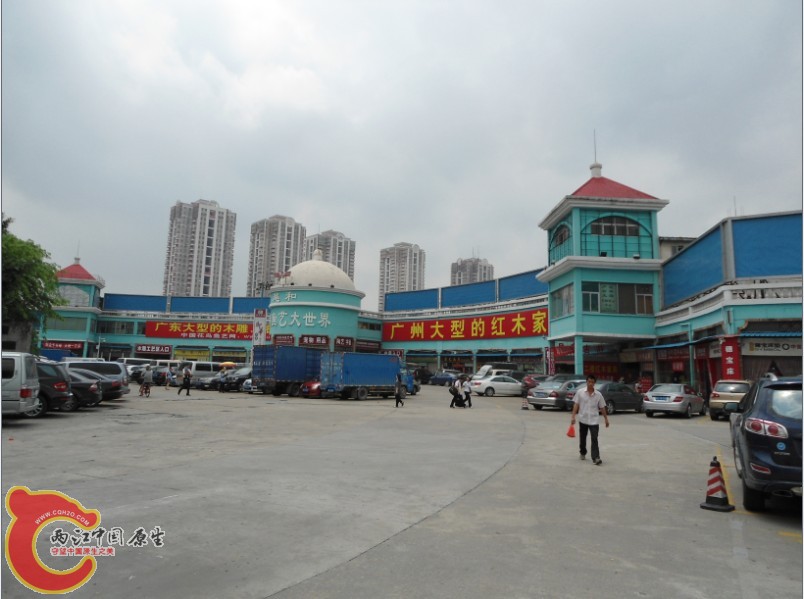 一出地铁口