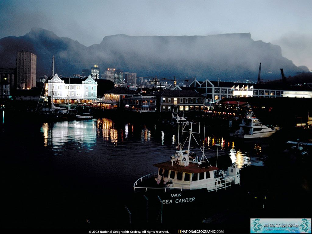 誓将此贴，顶上100楼。国家地理2001-2005年度图片！